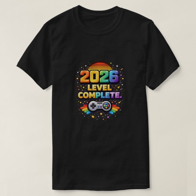 2026: Level Complete | Retro Gaming Evolution T Shirt (Design framsida)