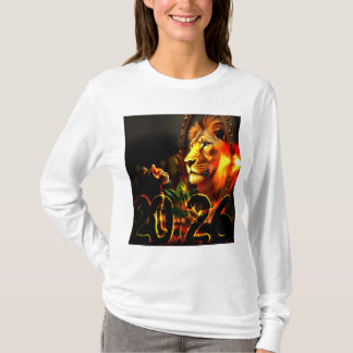2026 Motivational Art - Kitten Sees Lejon i Spegel T Shirt