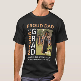 2026 Stolt Pappa till en Sjuksköterskeexaminerad F T Shirt