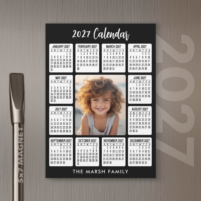 2027 Magnetisk Kalender Vertikal Foto - NYÅR svart (2027 Calendar Magnet)
