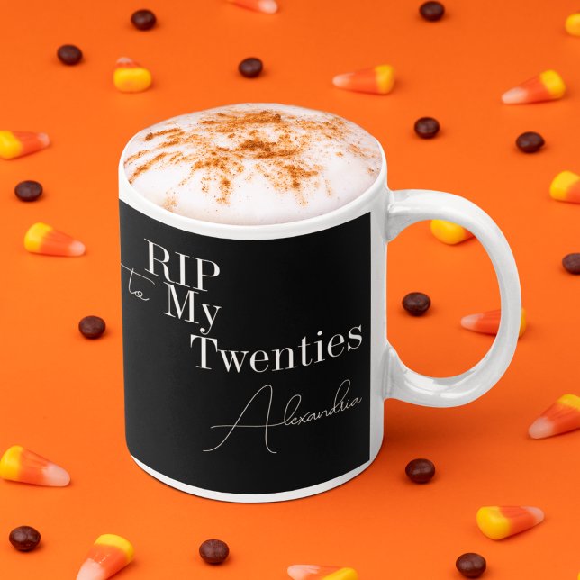 20-talets svartvitt i 30års födelsedag RIP Kaffemugg (Skapare uppladdad)