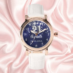 21:a födelsedag - marinblå silver-stjärnor armbandsur<br><div class="desc">En gåva till en 21:a födelsedag. En marin blå bakgrund färg med faux silver-stjärnor. Den blå färg är ojämn. Lägg till namn,  datum.</div>