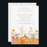 21:a födelsedagen Surprise Party Pumpkin Wildblomm Inbjudningar<br><div class="desc">Pumpor är inkapslade i delikat guldfärgad gult och orange vilda blommor för att skapa en elegant estetisk. Hela texten är redigerbar så att du enkelt kan tränga in i ditt eget speciella humör.</div>