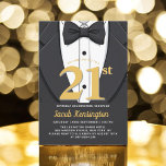 21:a händelsen Black and Guld Tuxedo Birthday Inbjudningar<br><div class="desc">Fira i stil med den här inbjudan till nyårsaftonferensen i Black and Guld Tuxedo, där elegans och sofistikering uttrycks. Den slimmade svarta bakgrunden och skuggningen av guld anger tonen för en luxuriös affär, perfekt för en milstolpe firande. Med sin förfinade tuxedo-inspirerade utformning fångar den här inbjudan kärnan i en klasskväll...</div>