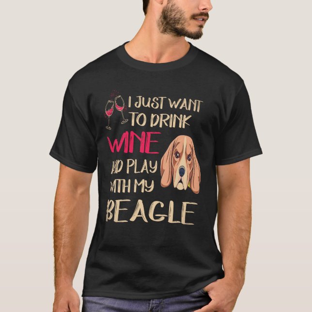 21 Drick Vin Och Lek Med Min Beagle T Shirt (Framsida)