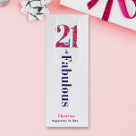 21 och Fabulous 21st Birthday Vin Gift Bag<br><div class="desc">21 och Fabulous 21st Birthday Vin Gift Bag. Presentsäcksdesignen i vin är en elegant- och snyggt-sammansättning som kombinerar typografi och blommigt. Färg-systemet kommer att ha nyanser för rosa och mörkens lila och skapa en sofistikerad och femininin utformning som lämnar ett bestående intryck.</div>