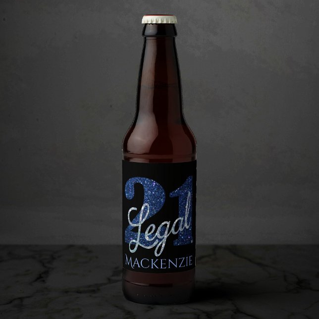 21 och juridiska | Blue Faux Glitter 21:a födelsed Ölflaska Etikett (Skapare uppladdad)