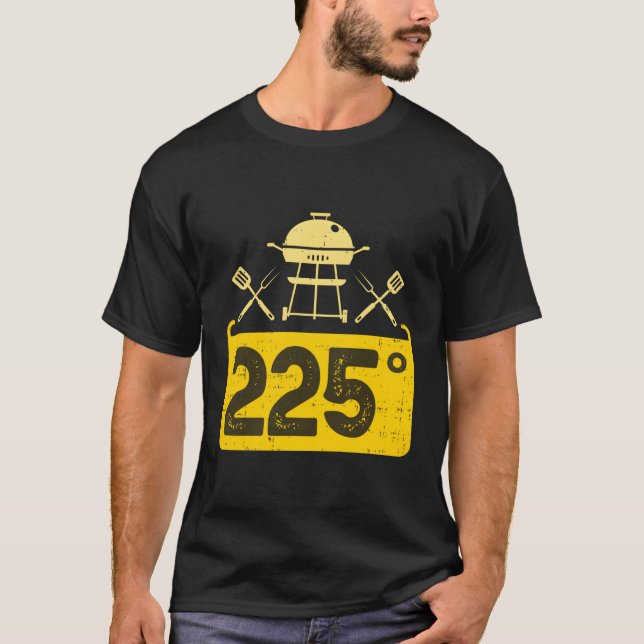 225 grader Bbq Smoking Kött T Shirt (Framsida)