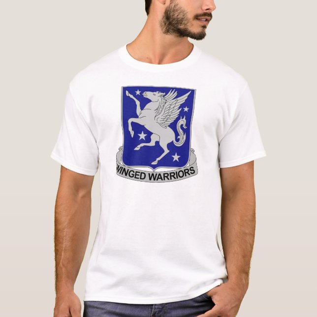 228. FlygRegiment - bevingada krigare Tee (Framsida)