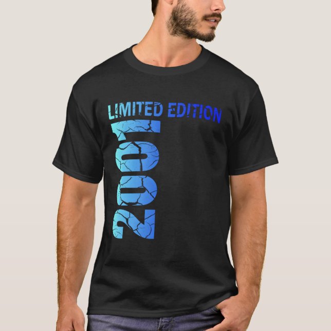22 22 T SHIRT (Framsida)