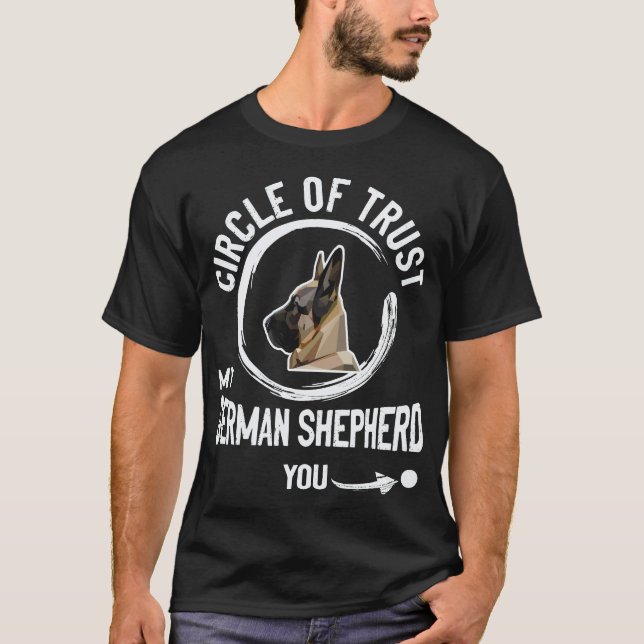22 Förtroendets Cirkel Min Tysk Shepherd T Shirt (Framsida)