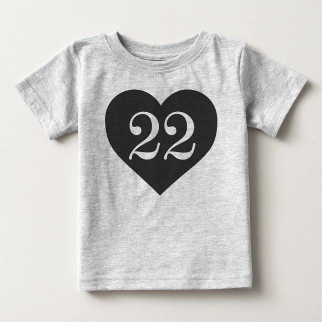 22 T SHIRT (Framsida)