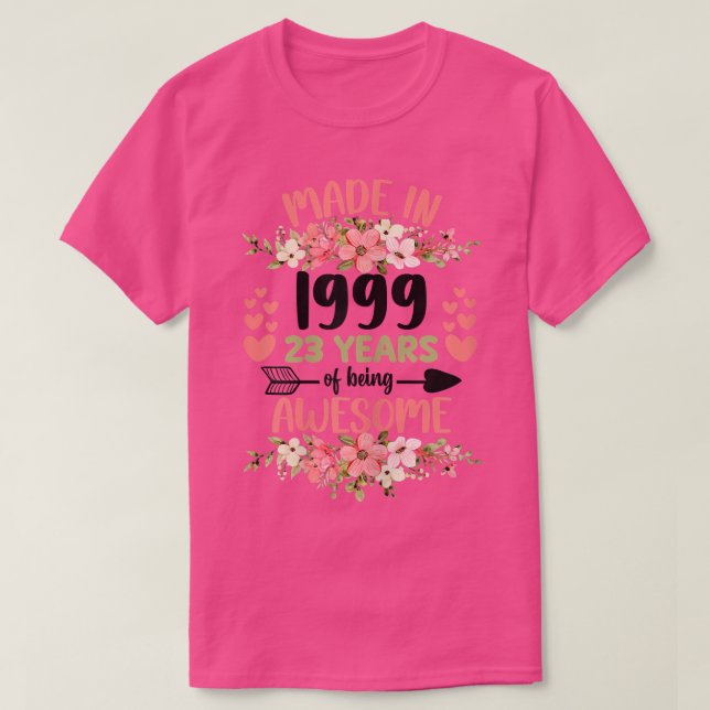 23 år gammal 23:e födelsedagen född 1999 t shirt (Design framsida)