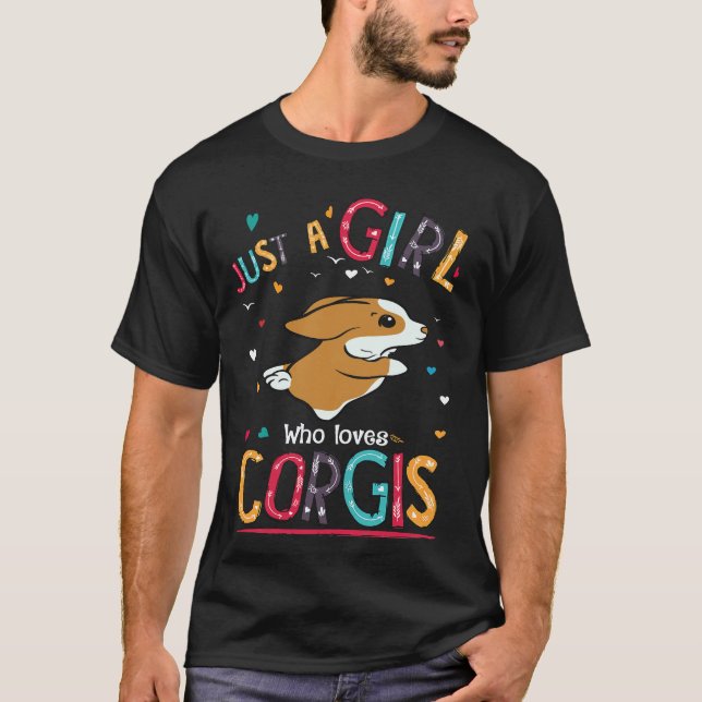 23 Bara en tjej som älskar Corgi T Shirt (Framsida)