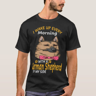 23 Jag vaknar varje morgon med en tysk schäferhund T Shirt