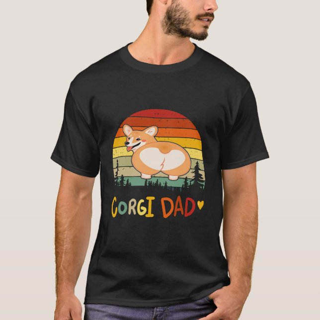 24 Corgi Pappa Corgi T Shirt (Framsida)