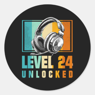 24:e födelsedagsdagen Video Gamer Level 24 Olåst B Runt Klistermärke