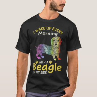 24 Jag vaknar varje morgon med en beagle vid min s T Shirt