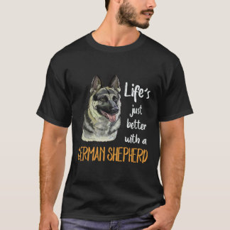 24 Livet är bara bättre med en tysk schäferhund T Shirt