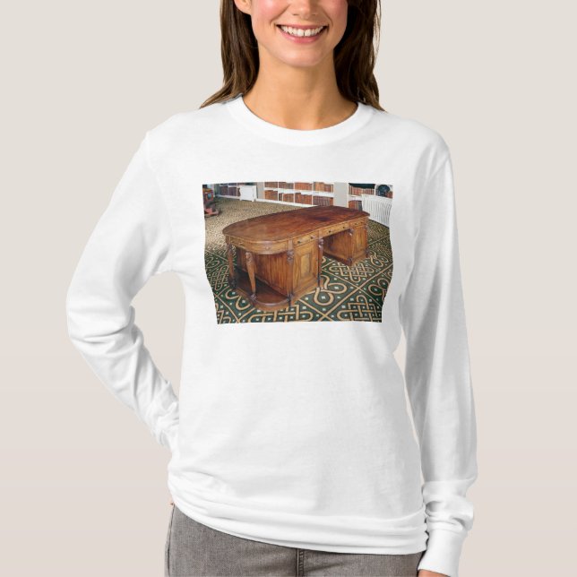24: Skrivbord vid Thomas den chippendale- jren, Tee (Framsida)