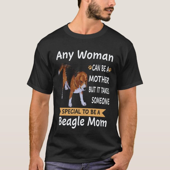 24 speciell för att vara en Beagle-mamma Beagle T Shirt (Framsida)