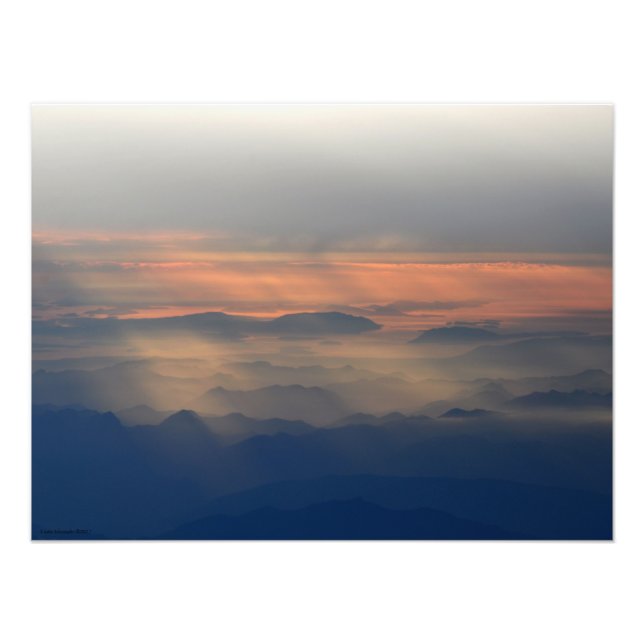 24 x 18 Cascade Mountain Range Fototryck (Framsidan)