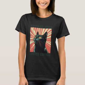 24 Years Old Gift Vintage 2001 Cat Lover 24th Birt T Shirt