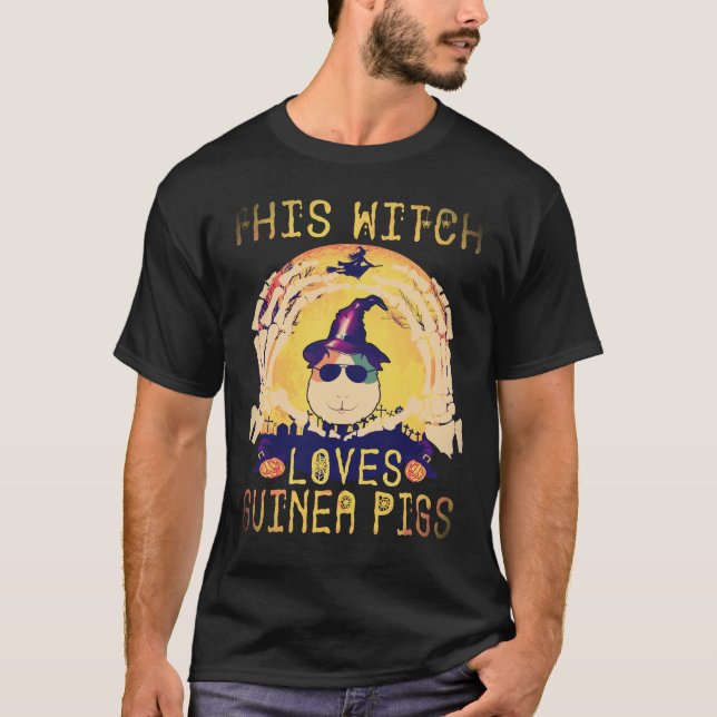25 Denna häxa älskar marsvin Halloween T Shirt (Framsida)