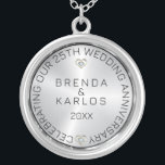 25:e Bröllop-årsdagen för Silver och diamanter Sil Silverpläterat Halsband<br><div class="desc">Elegant Lycklig 25:e bröllop-årsbilden av silver bakgrund och diamanter med svart anpassade.</div>