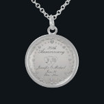 25:e Silver-årsdagen Sterling Silver Halsband<br><div class="desc">1:a,  5:e,  10:e,  25:e årsdagen osv. kan detta årsjubileum anpassas efter år av äktenskap (eller tillsammans),  initialer av paret,  data och namn. AZEZ.com Obs! Detta är en grafik som inte innehåller några verkliga diamanter eller silver.</div>