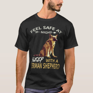 25 Känn dig trygg på natten Sova med en tysk herde T Shirt