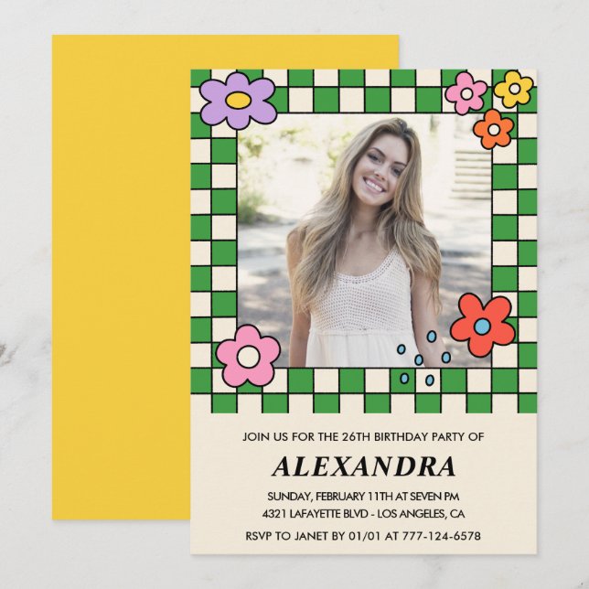 26:e födelsedagsinbjudan Retro Groovy Blommigt Inbjudningar (Fram/baksida)