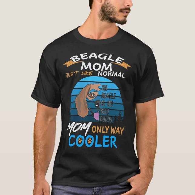 29 Beagle Mamma Kylare Beagle T Shirt (Framsida)