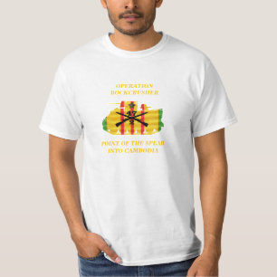 2/47. Inf. Peka av den SpjutCambodja skjortan Tee Shirt