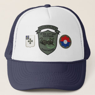 2/47. Infanterit underkuvade pantrar lappar locket Truckerkeps