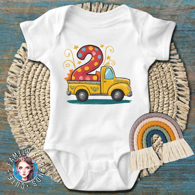 2:a födelsedag Lastbil T Shirt (Skapare uppladdad)