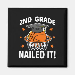 2:a Klass, Nail it Basketball Player Studenten B Magnet