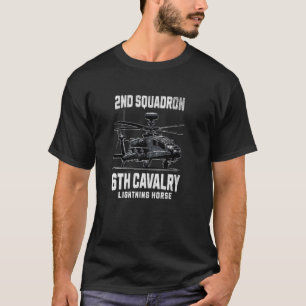 2:a Squadron 6e Cavalry Apache Helicopter Militar T Shirt