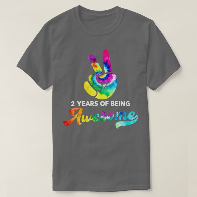 2 års ålder att vara Fantastisk Tie Dye Birthday T Shirt (Design framsida)