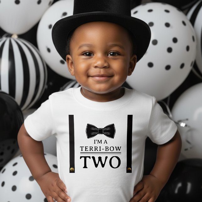 2-års födelsedag Terri-Båg Två Flitig slips hängsl T Shirt (2nd Birthday Terri-Bow Two Bowtie Suspenders Toddler T-shirt
)