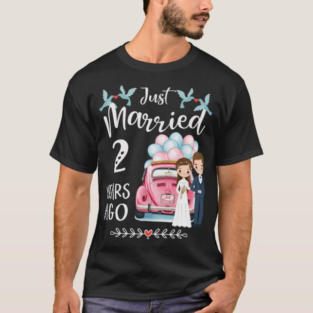 2-årsjubileum - Nygifta 2 år T Shirt (Framsida)
