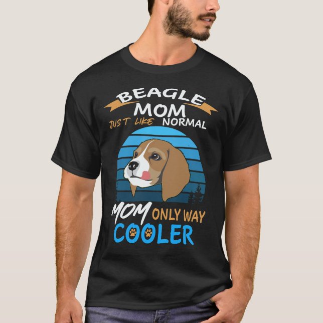 2 Beagle Mamma Kylare Beagle T Shirt (Framsida)
