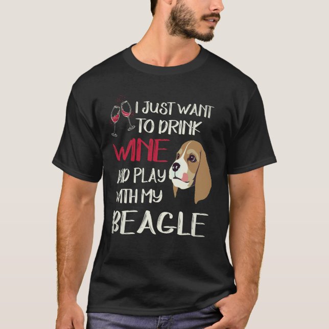 2 Drick Vin Och Lek Med Min Beagle T Shirt (Framsida)