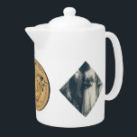 2 Foton 50:e Bröllop-årsdagen Porcelain<br><div class="desc">Tittar för den unika originalgrafiken,  50-årsdagen för bröllop-tekannan designad porslin för dem? Då kanske det blir så,  en guldfärgad medaljon på den här häpnadsväckande tryckta tekannan! De kommer att njuta av att ha det hela året också:)</div>