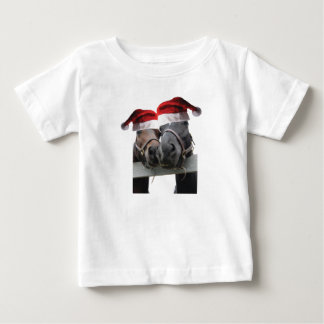 2 Hästar med Jultomten Hatt för jul T Shirt