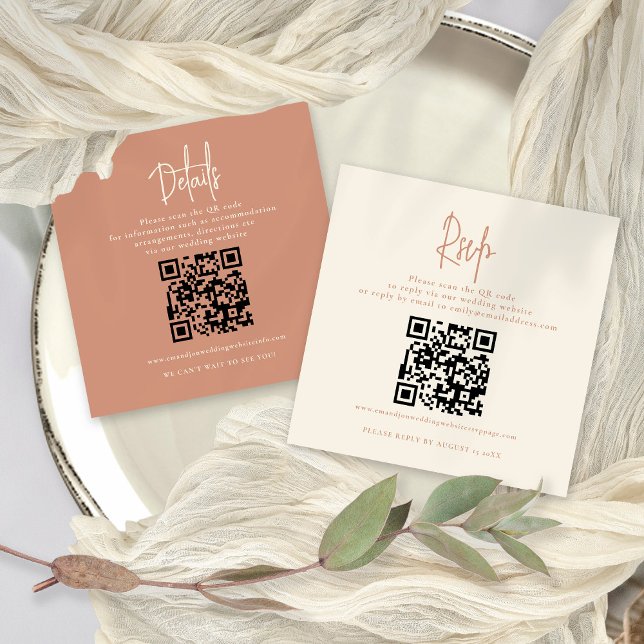 2 QR-koderna Terracotta Cream Bröllop OSA Tilläggskort (Front and Back View All in one RSVP and Details Card with 2 QR codes)