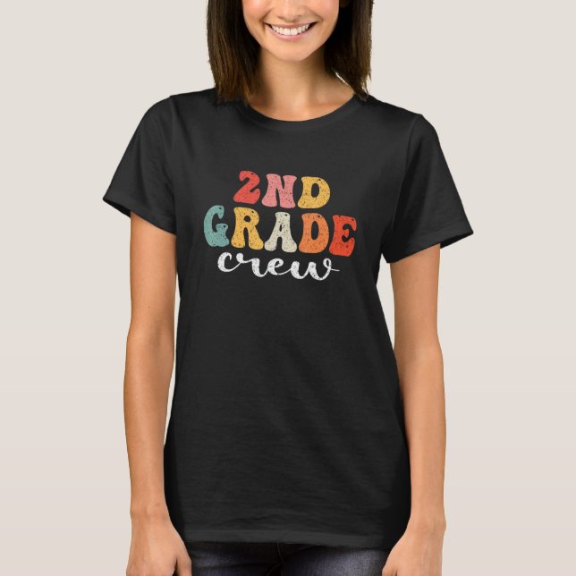 2nd Grade Crew Retro Groovy Men Women First Day Of T Shirt (Framsida)