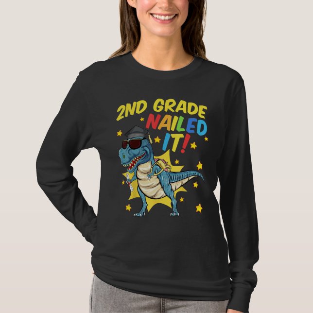2nd Grade Graduation  Rex Dinosaur 2nd Grade Naile T Shirt (Framsida)