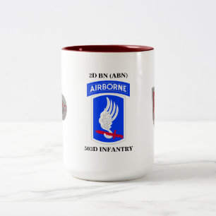 2ND RÅNAR det 503RD INFANTERIT för BATALJONEN Två-Tonad Mugg