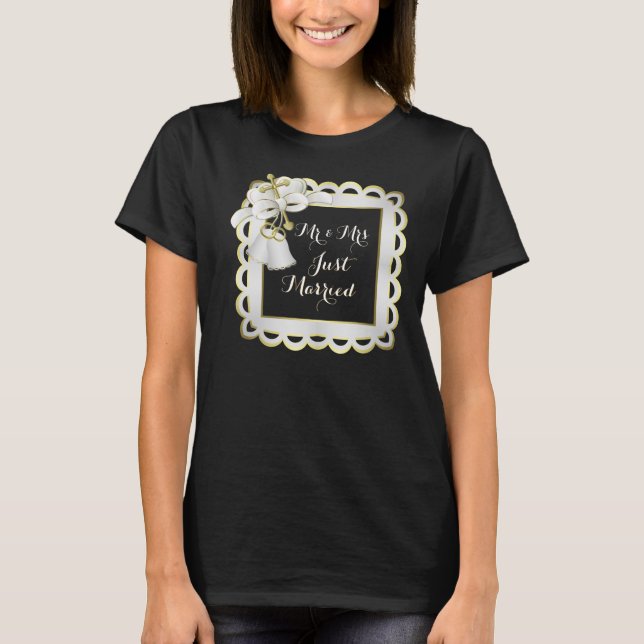 #2Ny gifta Kvinnor i handmiljö ComfortSoft® T-Shir Tee Shirt (Framsida)